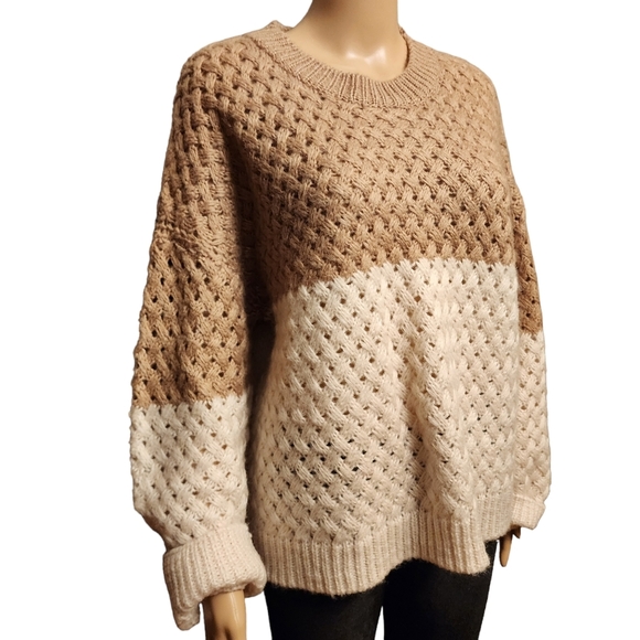 Neutral Pullover Oversized Loose Knit Waffle Sweater Size S - Picture 2 of 10